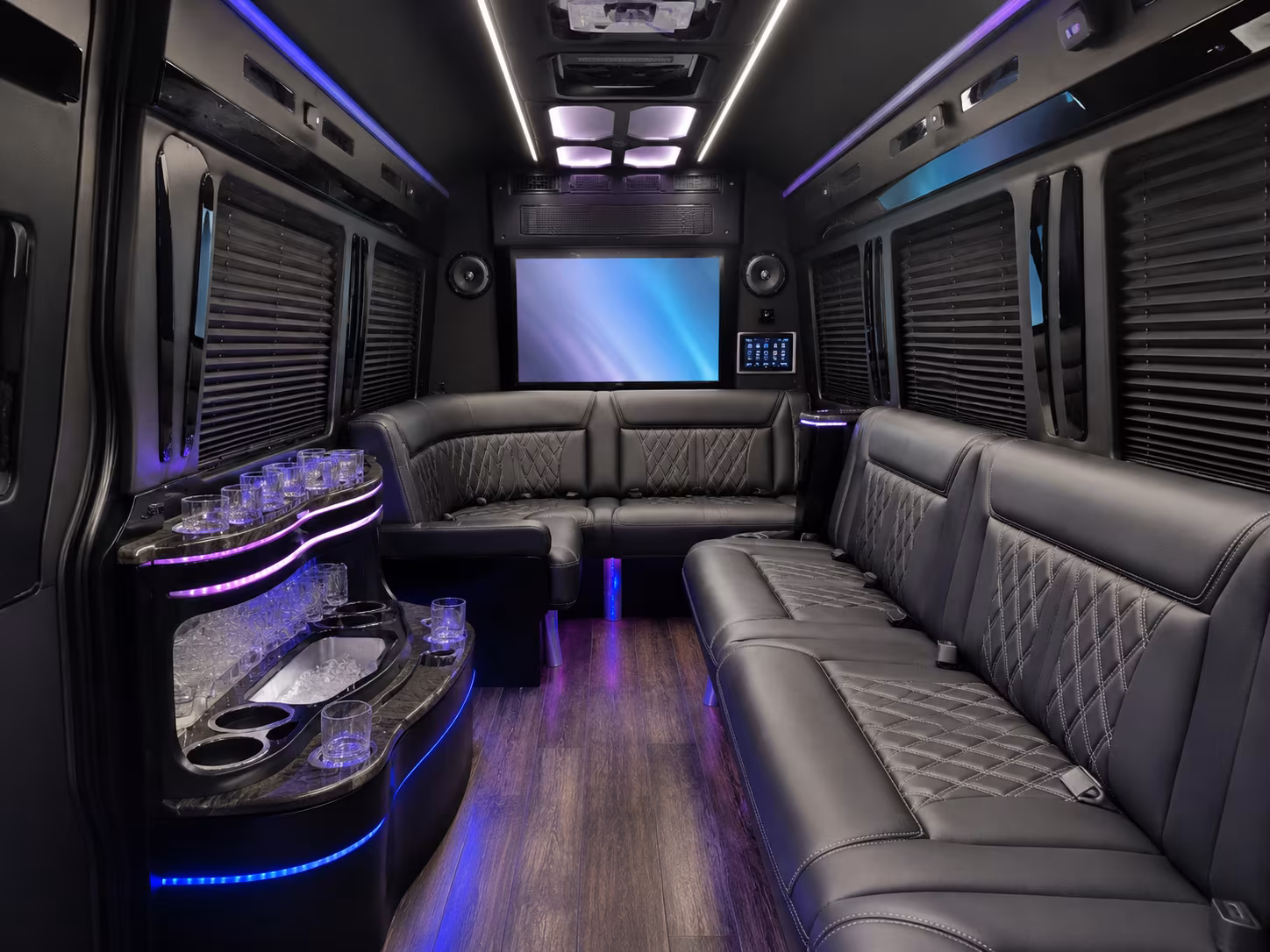 airport transfers to seattle tacoma international airport sea for corporate groups