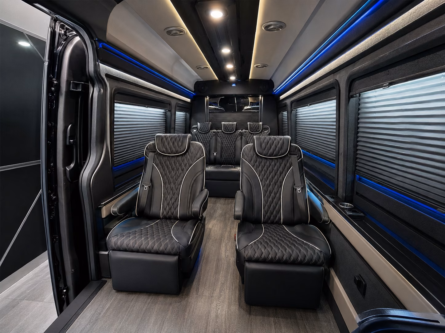 kentcharterbusservices com will help you find airport transportation for groups of any size in kent