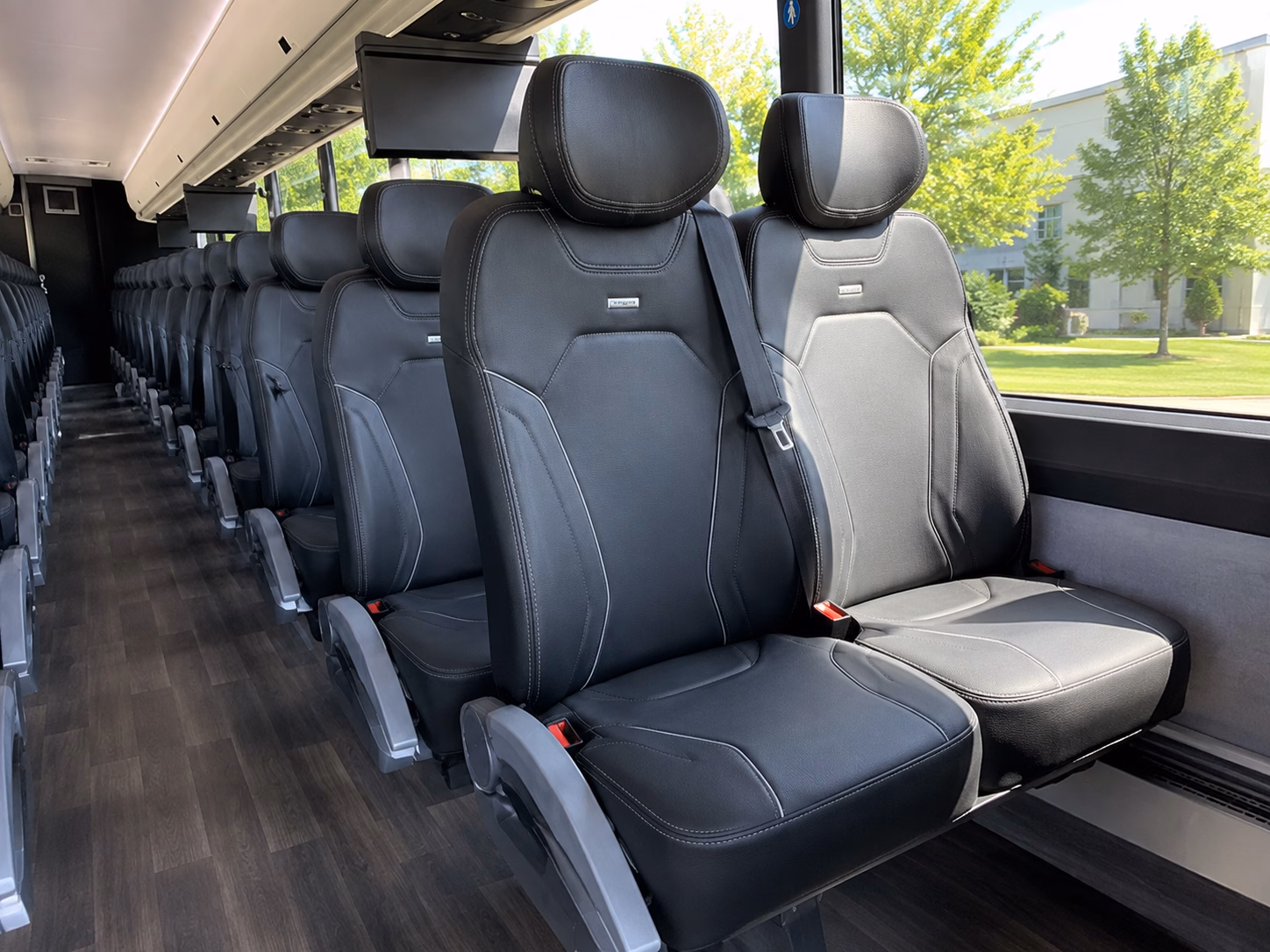 shuttle your guests seamlessly from seatac to your kent wedding venue